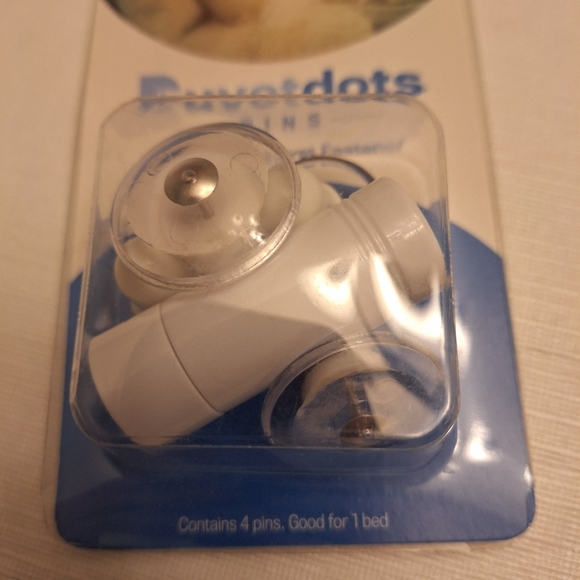 Duvetdots Comfoter Duvet Pins Set Of 4 Blanket Holders Fasteners Bedding Clips - Picture 4 of 4